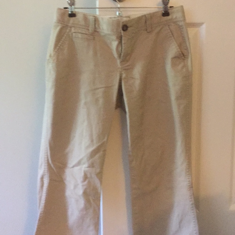 Gap khakis